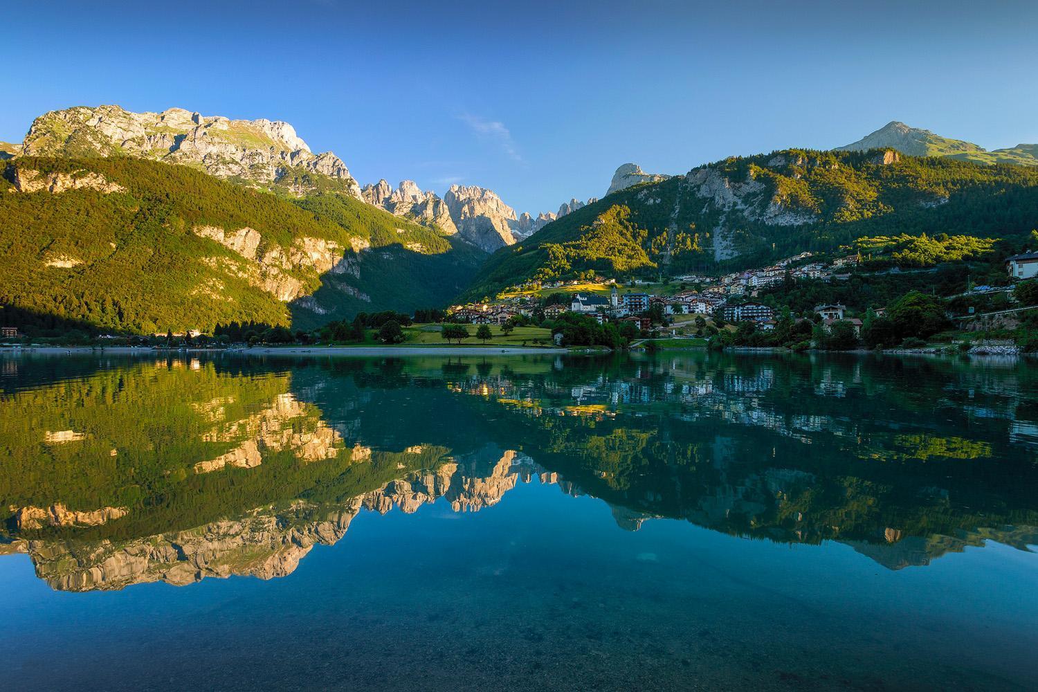 Hotel Zurigo Molveno Buitenkant foto