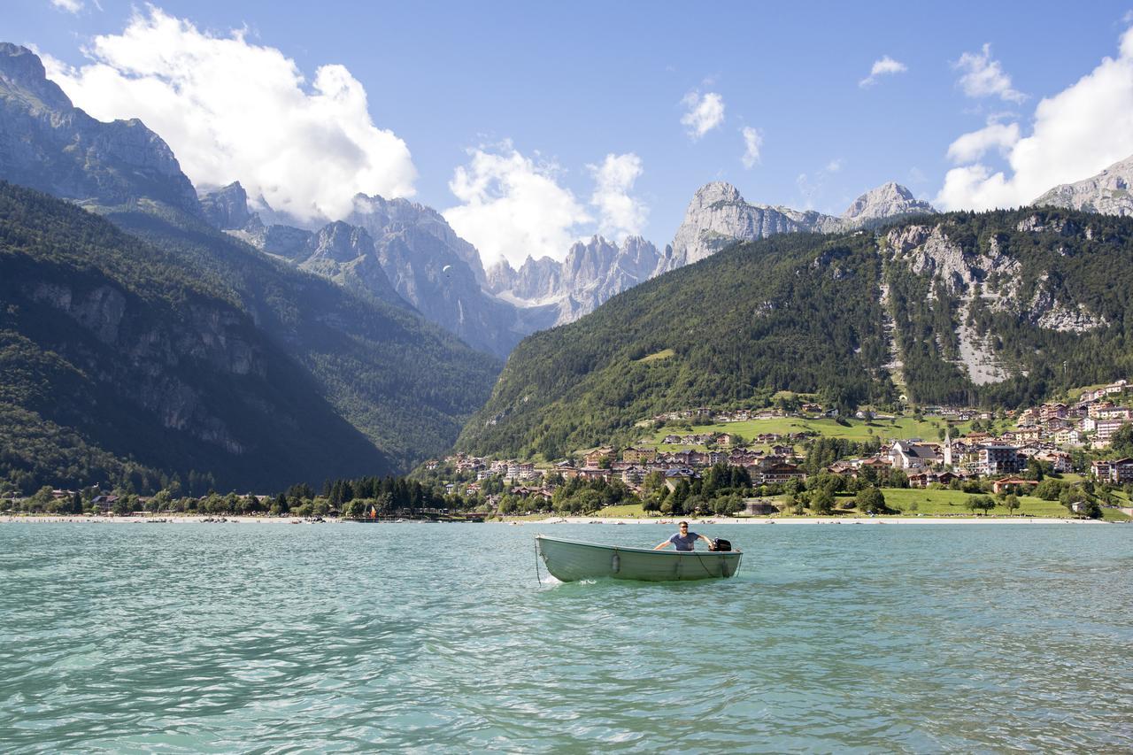 Hotel Zurigo Molveno Buitenkant foto